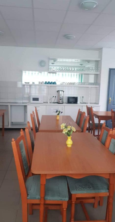 Lanchid Szallo Kecskemét Buitenkant foto