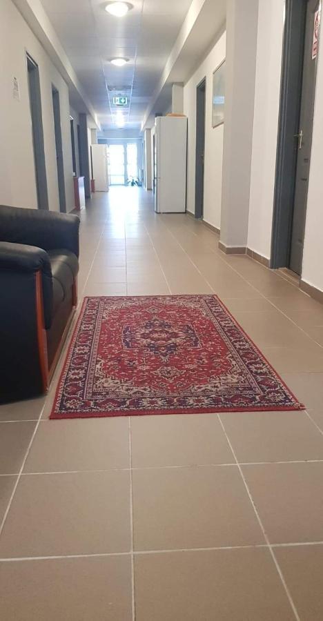 Lanchid Szallo Kecskemét Buitenkant foto